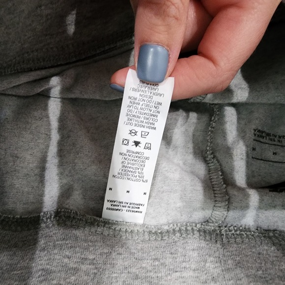 Nike Grey women's size medium biker shorts - Picture 2 of 7